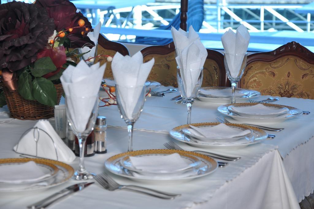 Hotel Brod Panini Veles Bagian luar foto