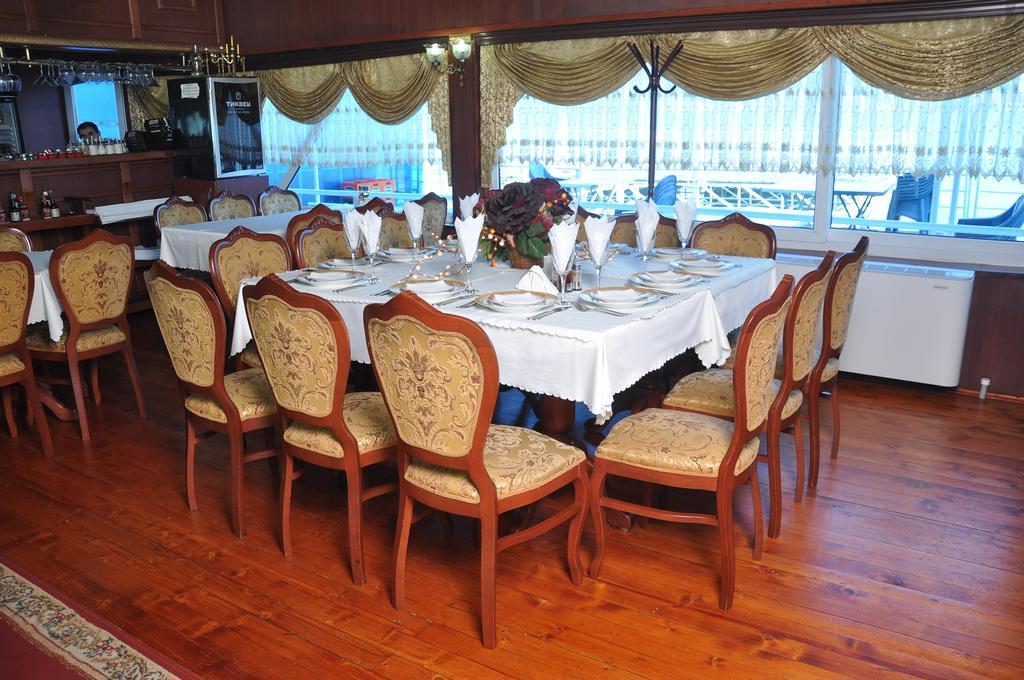 Hotel Brod Panini Veles Bagian luar foto